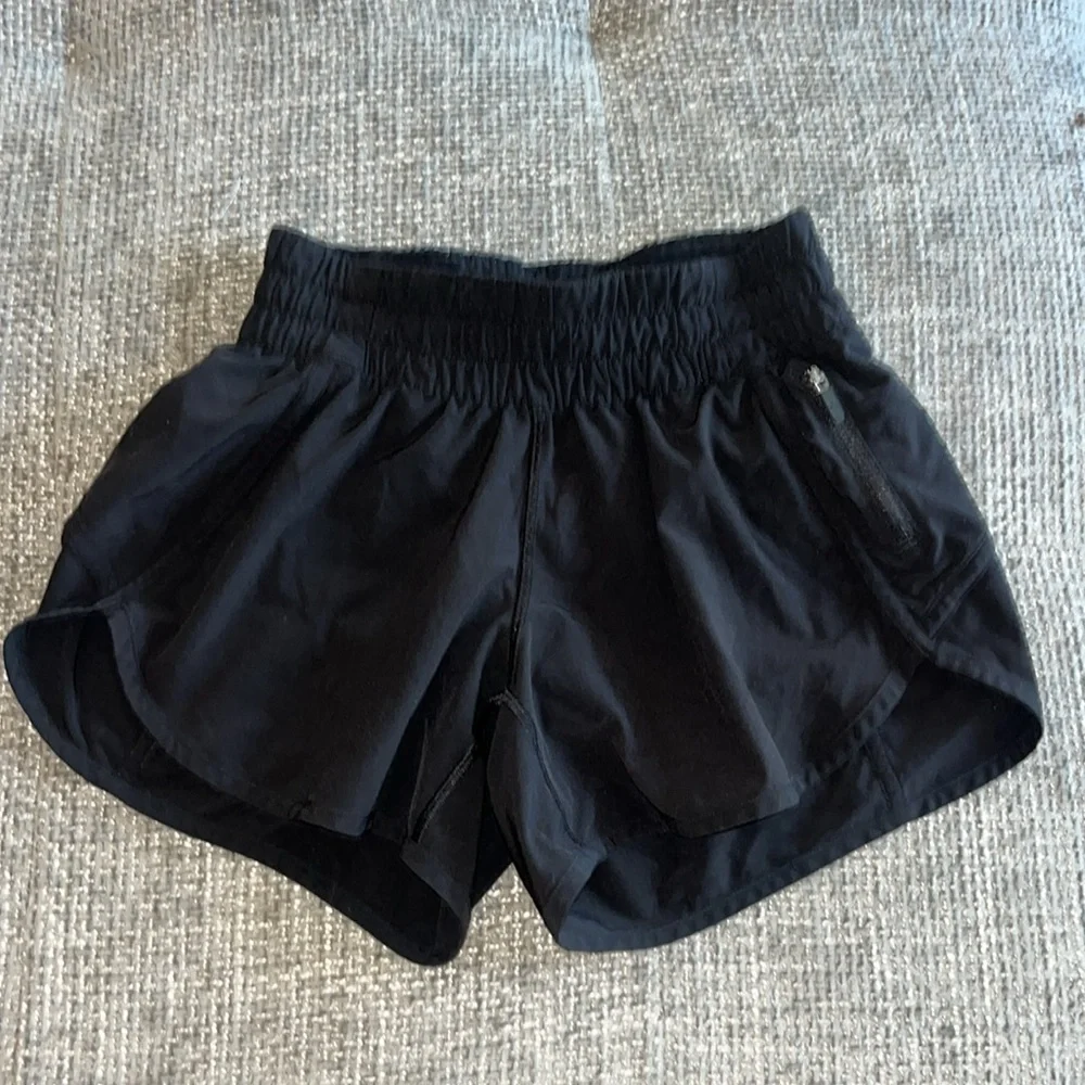 Like New! LULULEMON Tracker Shorts